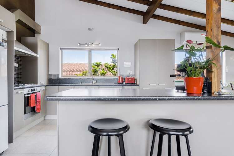 47 Fairway Drive Kamo_5