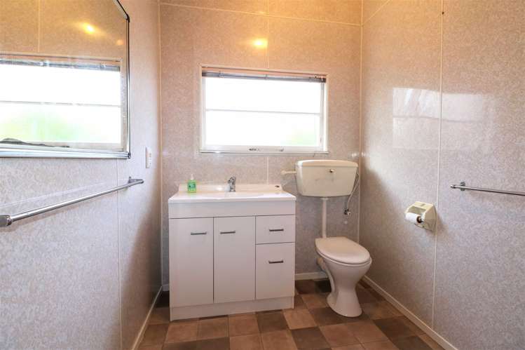 21 Marchwiel Street Marchwiel_9