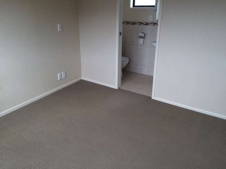 23 Skip Lane East Tamaki_8