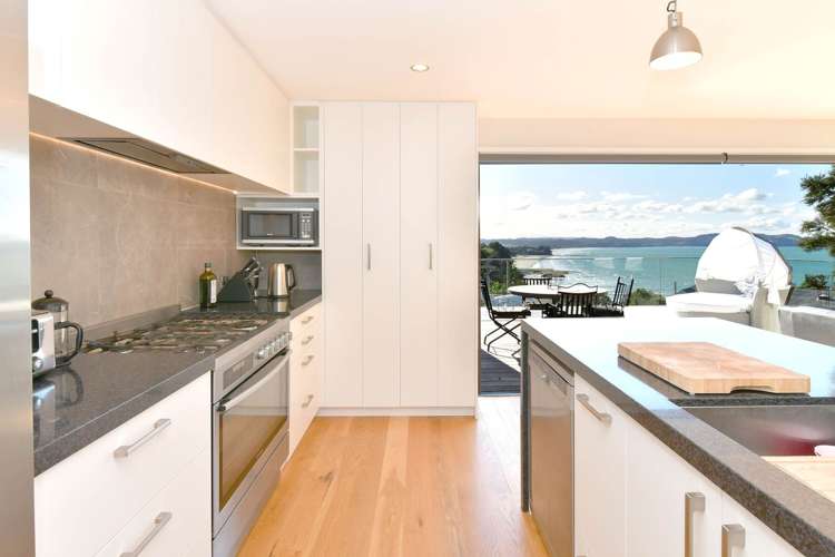 48 Duncansby Road Stanmore Bay_5