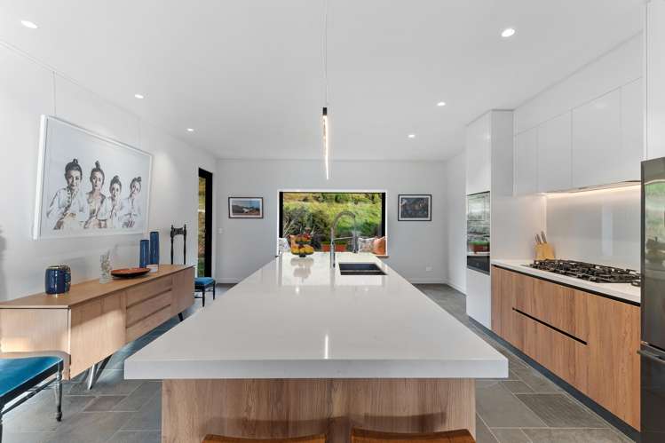 5 River Valley View Glenorchy_7