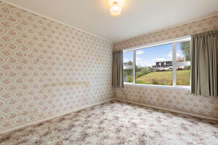 31 Sunrise Avenue Murrays Bay_10