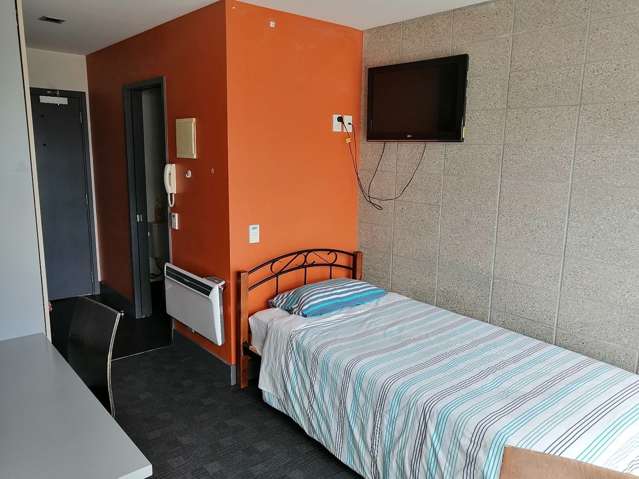 519/133 Beach Road Auckland Central_1