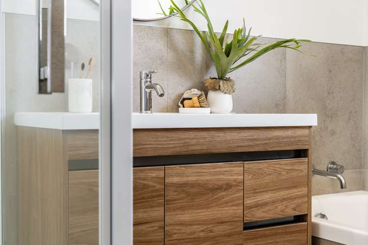 198 Captain Springs Road Onehunga_14