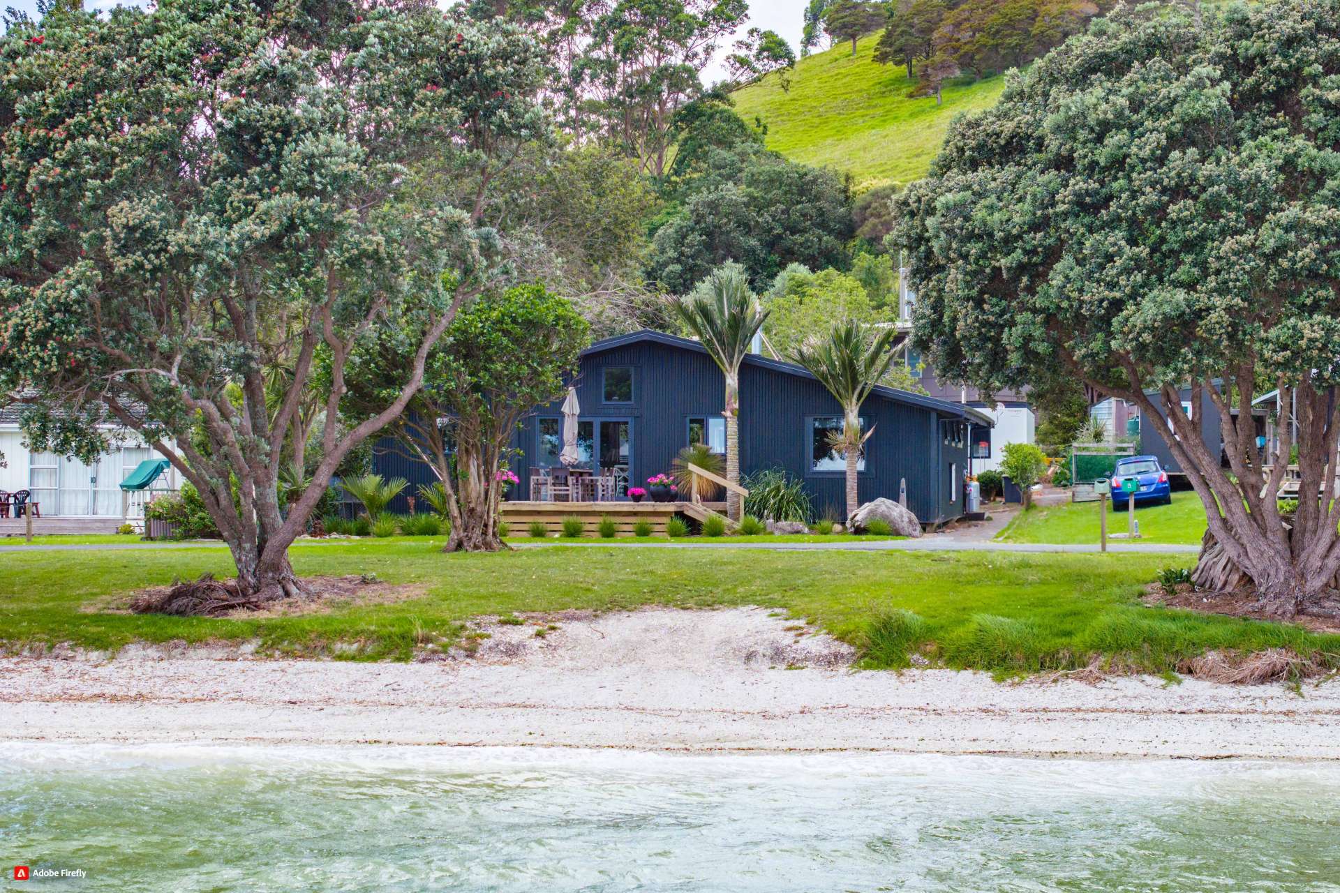 6 The Strand Whakapirau_0