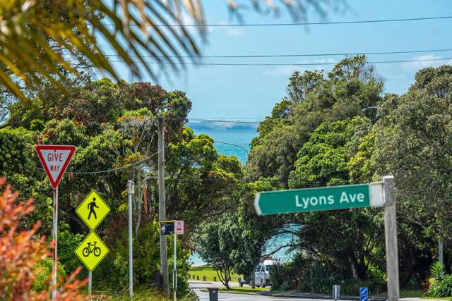 2 Lyons Avenue Murrays Bay_2