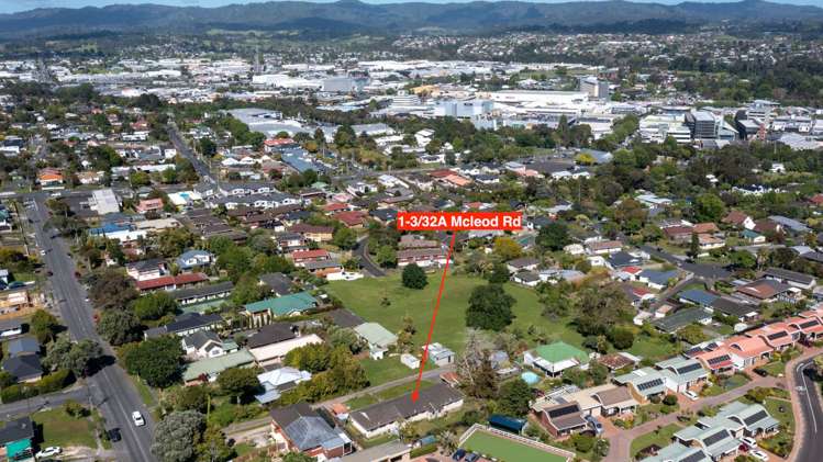 1-3/32A McLeod Road Henderson_11