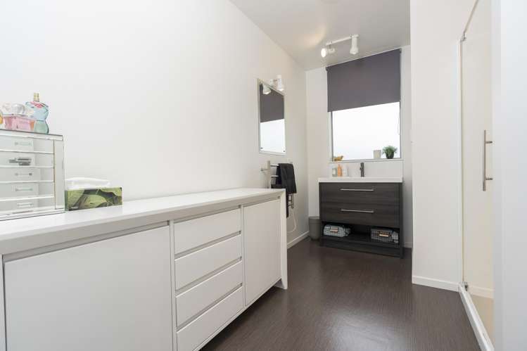 39 Russell Road Kensington_13