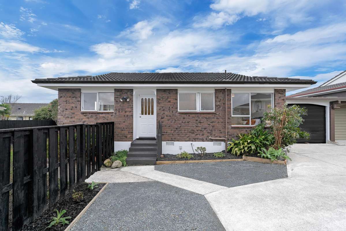 2/37 Blacklock Avenue_0