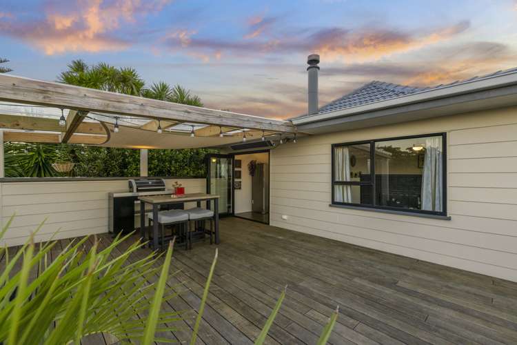 52 Solar Road Glen Eden_23