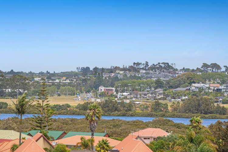 125 Grovenor Drive Orewa_30