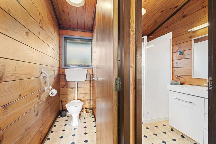 116 Wairau Road Oakura_16