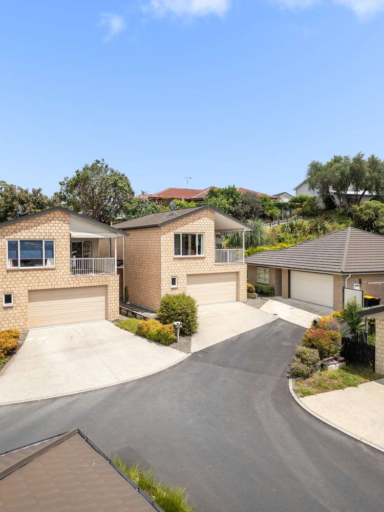 33/19 Glencarron Place Bethlehem_16