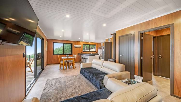 Tahakopa Valley Road Catlins Surrounds_10