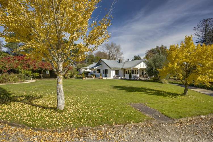 3503 Porangahau Road Porangahau_1