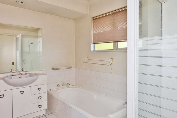 2/375 Yaldhurst Road Russley_11