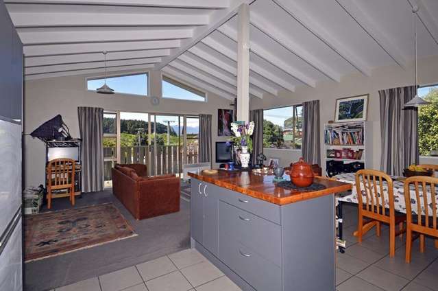 62 Toi Street Otaki Beach_4