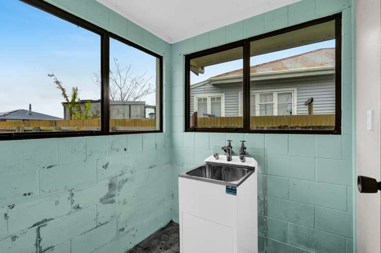 24 Rangauri Street Manaia_15