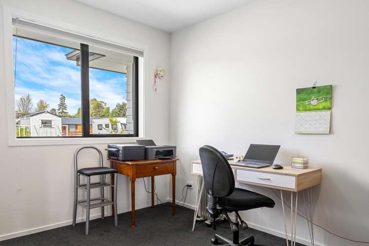 1B Riverdale Place Amberley_14