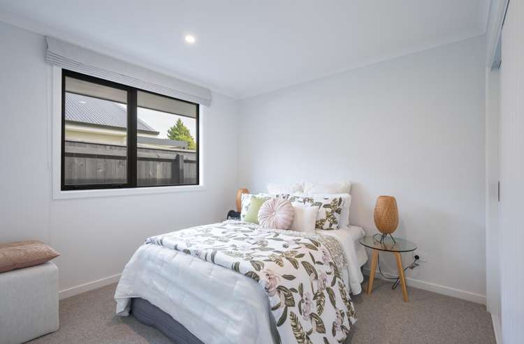 32 Cupola Crescent Richmond_11