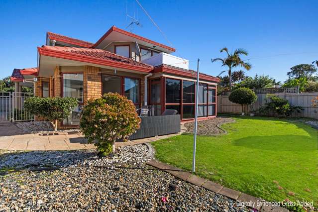 Flexible Family Home at Papamoa Beach!