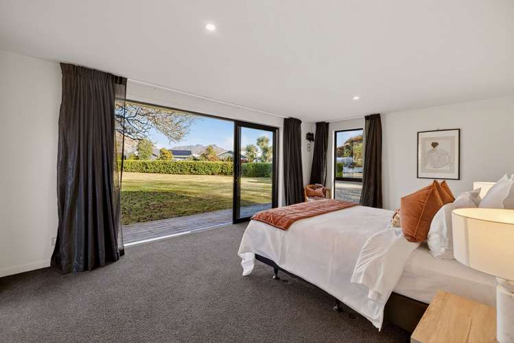 6 Crawford Place, Walnut Grove Lake Hayes Estate_19
