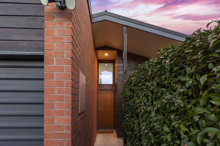32A Farquhars Road Redwood_20