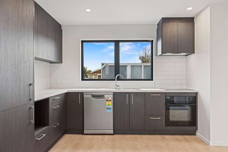 631 Worcester Street Linwood_7