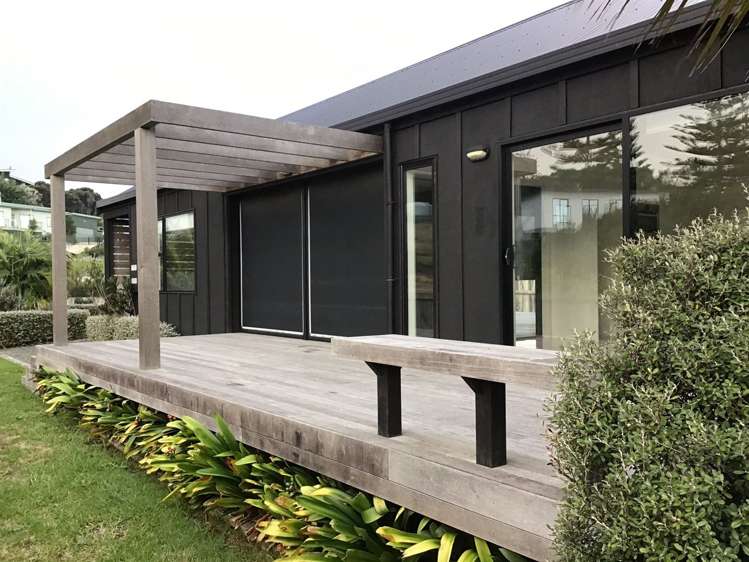 4 Seabreeze Road Mangawhai Heads_1