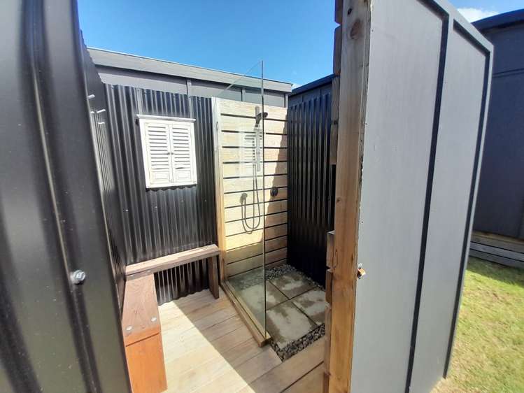 143 Ngaio Drive Matarangi_17