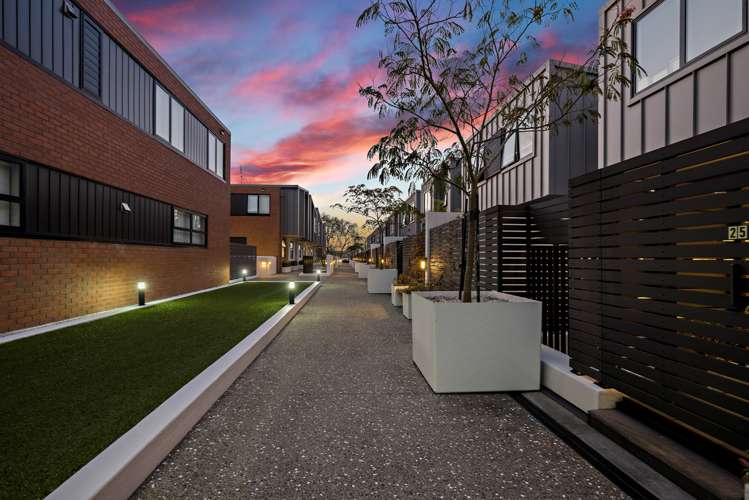 25/4 Stables Lane Silverdale_19