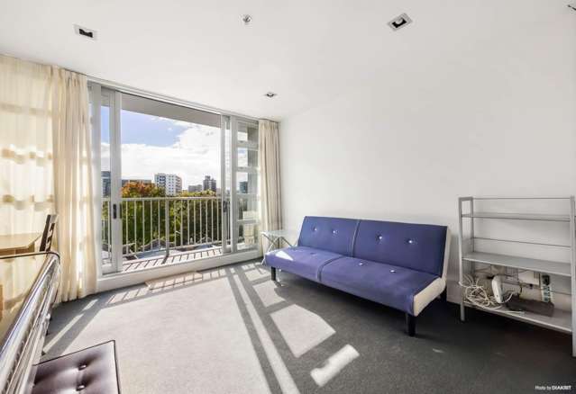 5A/56 Liverpool Street 10015_1