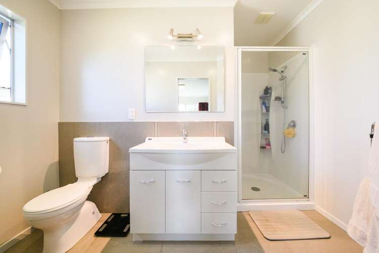 54 Fraser Drive Feilding_7