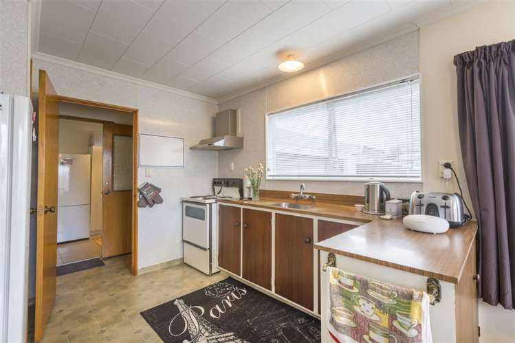 35 Andrew Street Stoke_5