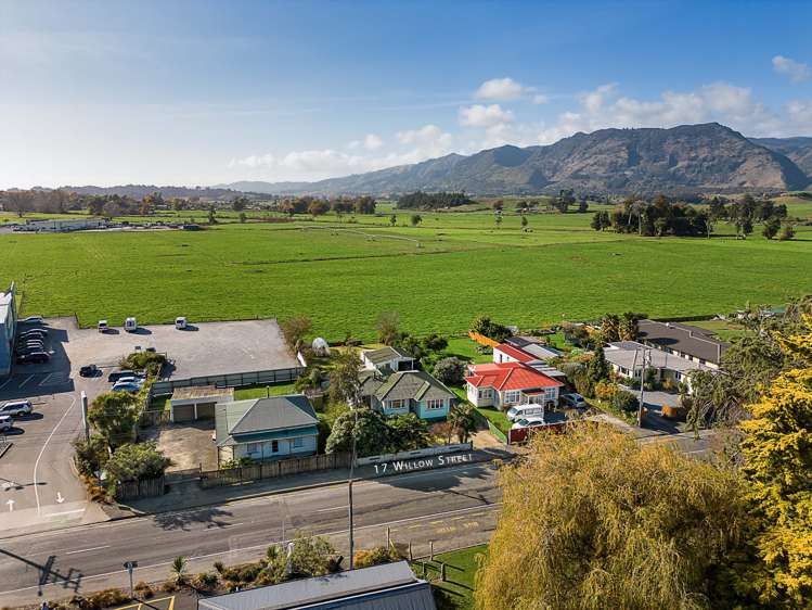 17 Willow Street, Takaka Golden Bay_2