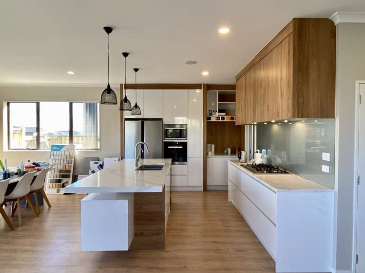 5 Greenan Drive Flat Bush_6