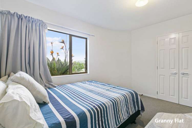 36 Leburn Crescent Flat Bush_24