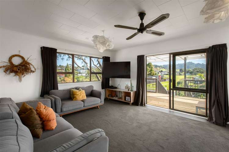 72 The Crescent Waihi Beach_10