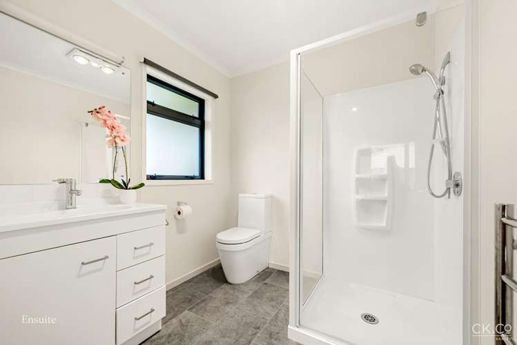 11b Kelso Grove Kelson_12