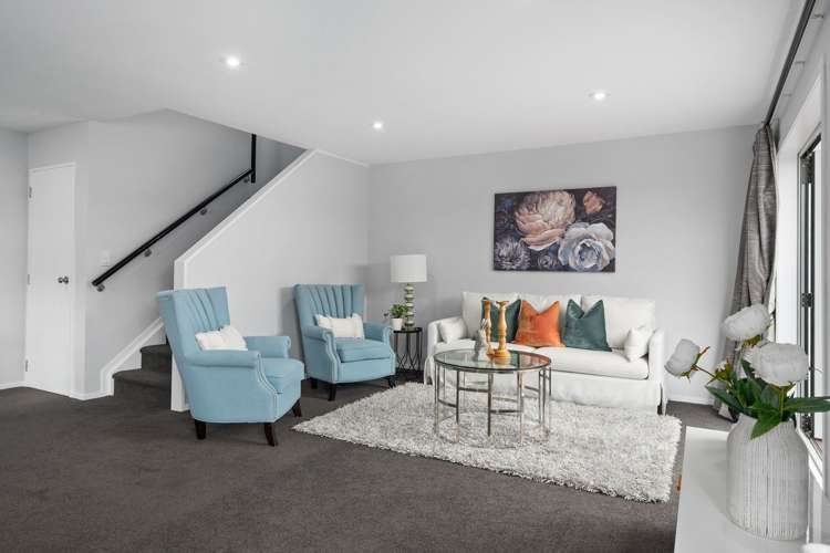 2/21 Fields Parade Oteha_8