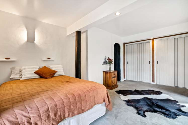 155 Riverside Drive Parahaki_9