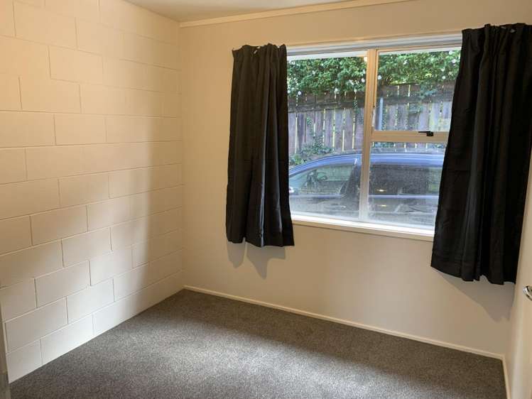 27A Resthill Crescent Glenview_5