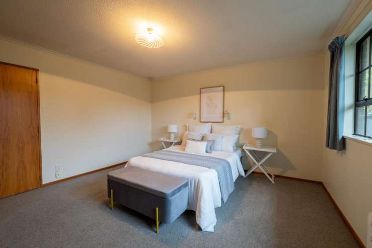 8 Burton Place Allenton_14