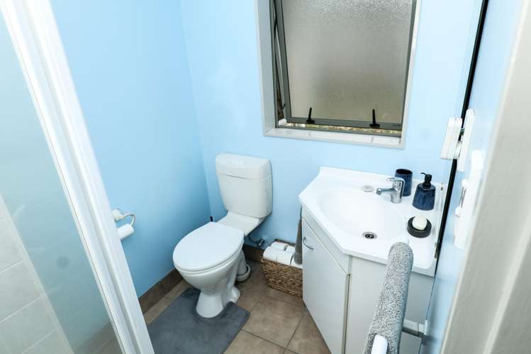 37 Eastland Road Flat Bush_15