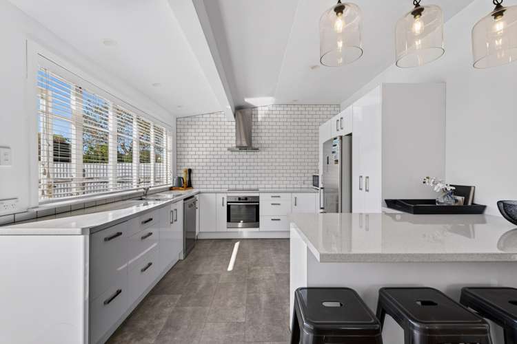 70 Kennedy Road Napier South_1