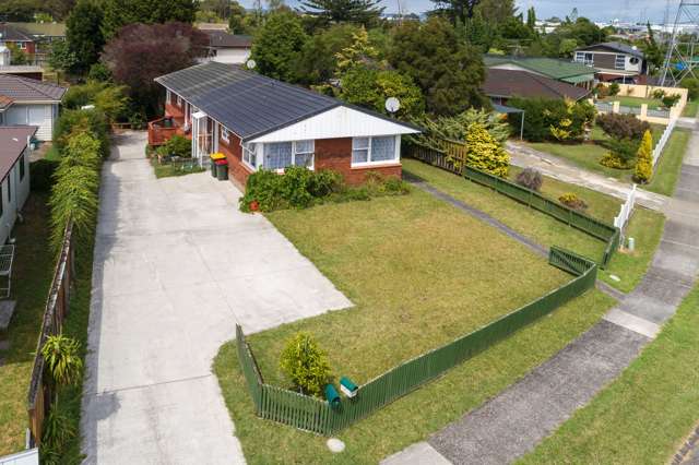 1/4 Roseburn Place Pakuranga_2