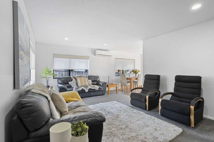 1/42 Headcorn Place Botany Downs_5