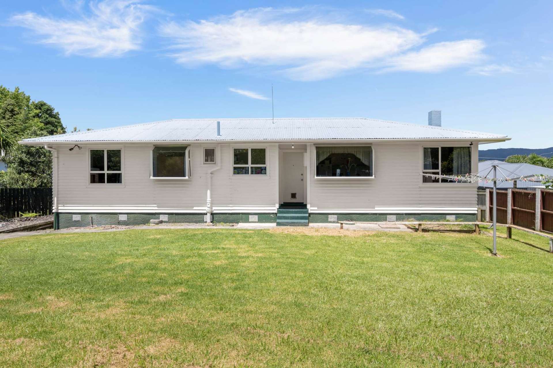 1/8 Ozich Avenue Te Atatu South_0