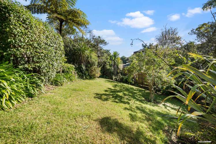 399 Wairau Road Totara Vale_10