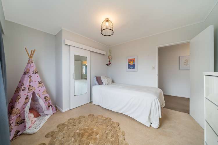 6 Spey Place Papakowhai_14